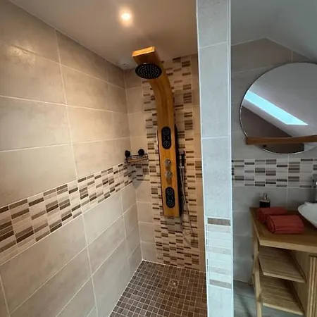 Avec Piscine Interieure Jacuzzi Et Cinema 度假居