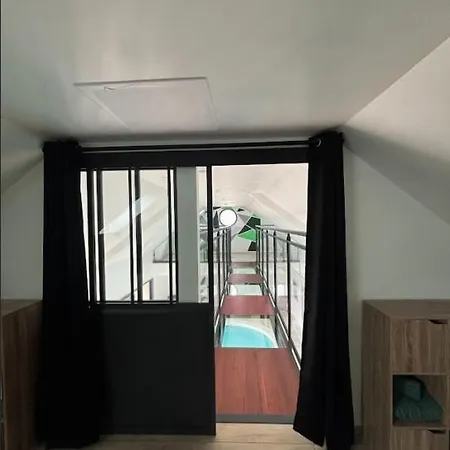 Avec Piscine Interieure Jacuzzi Et Cinema 度假居 Oisseau