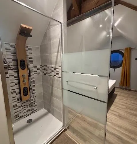 Avec Piscine Intérieure Jacuzzi Et Cinéma Casa vacanze