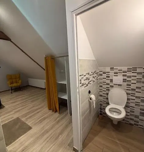 Avec Piscine Intérieure Jacuzzi Et Cinéma Casa vacanze *