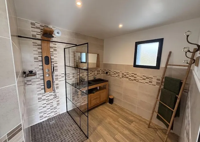 Casa vacanze Avec Piscine Intérieure Jacuzzi Et Cinéma Oisseau